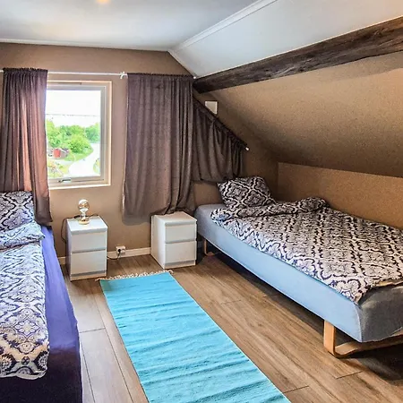 Tatil Evi Stunning In Bokn With Wifi